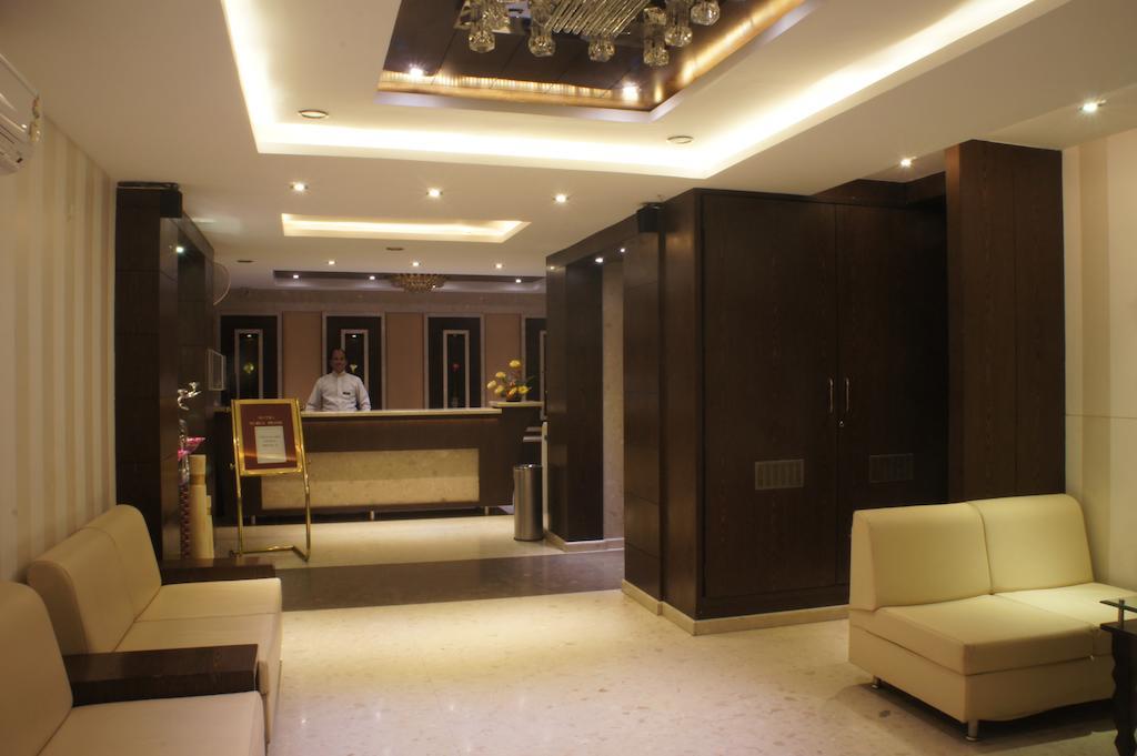 Hotel Surya Prime Кота Екстериор снимка